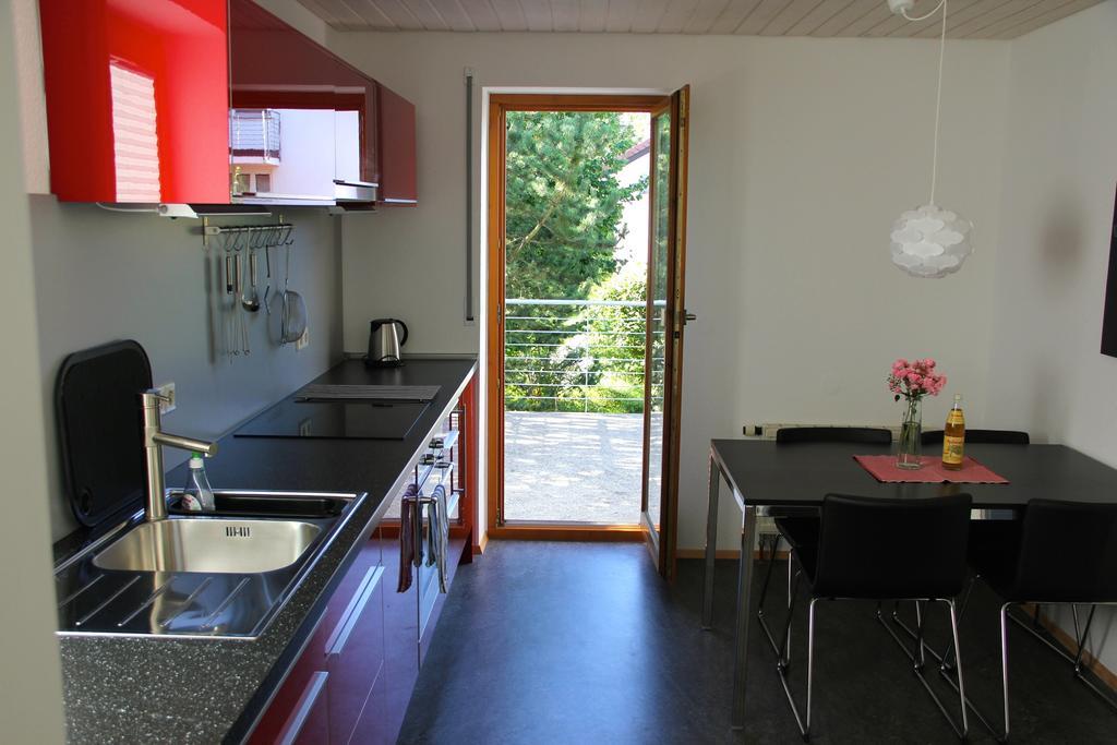 Ferienwohnung Blütenweg Kluftern Friedrichshafen Zimmer foto